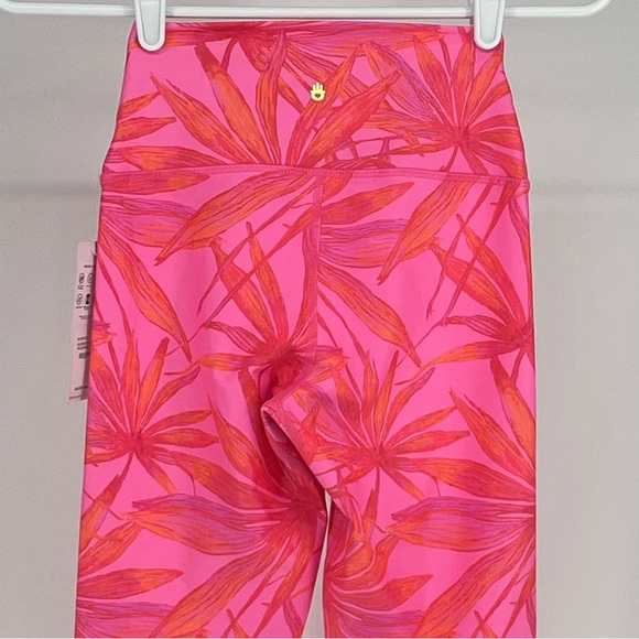 SPIRITUAL GANGSTER NWT INTENT HIGH WAISTED 7/8TH LEGGINGS PINK GLOW PRINT XS - Picture 9 of 12